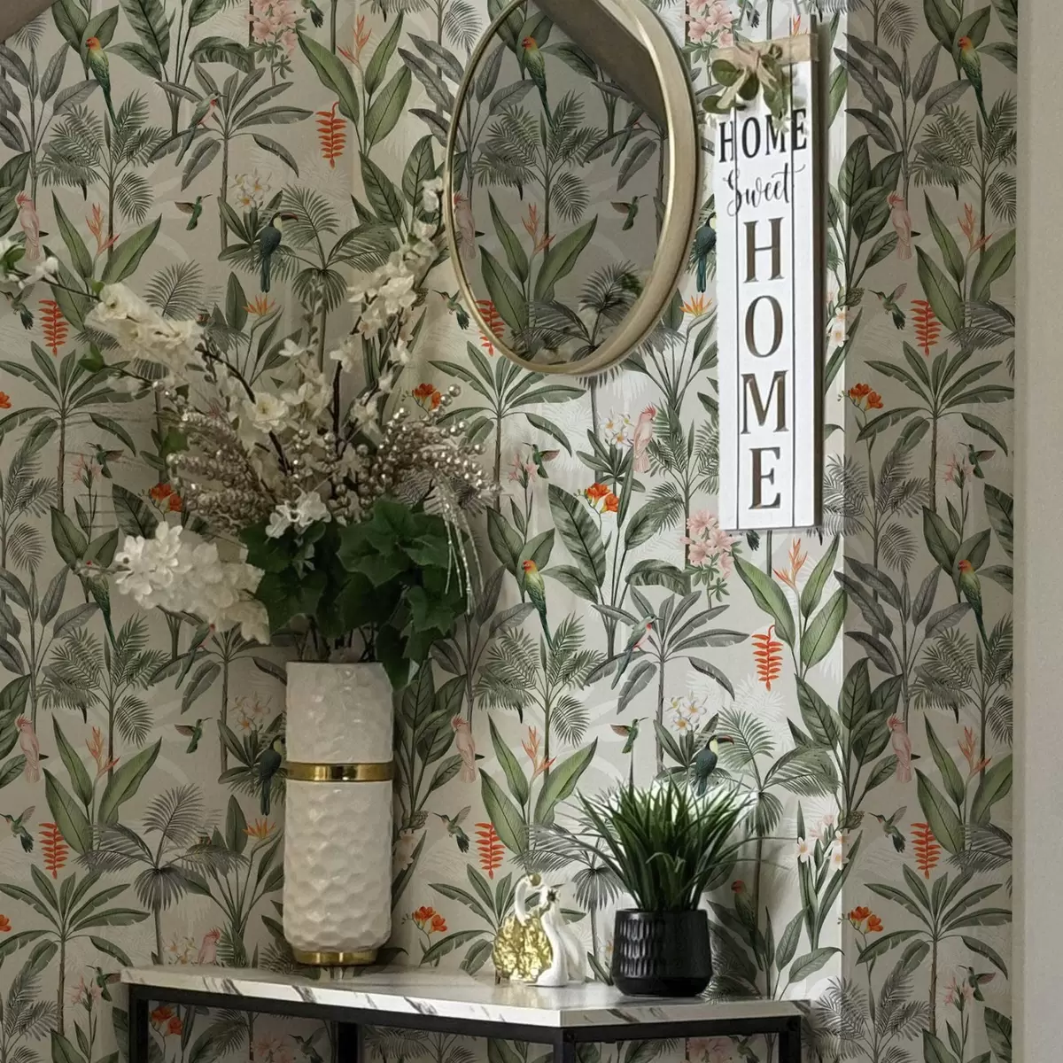 Wallpaper Tropical birds among palm leaves a00308