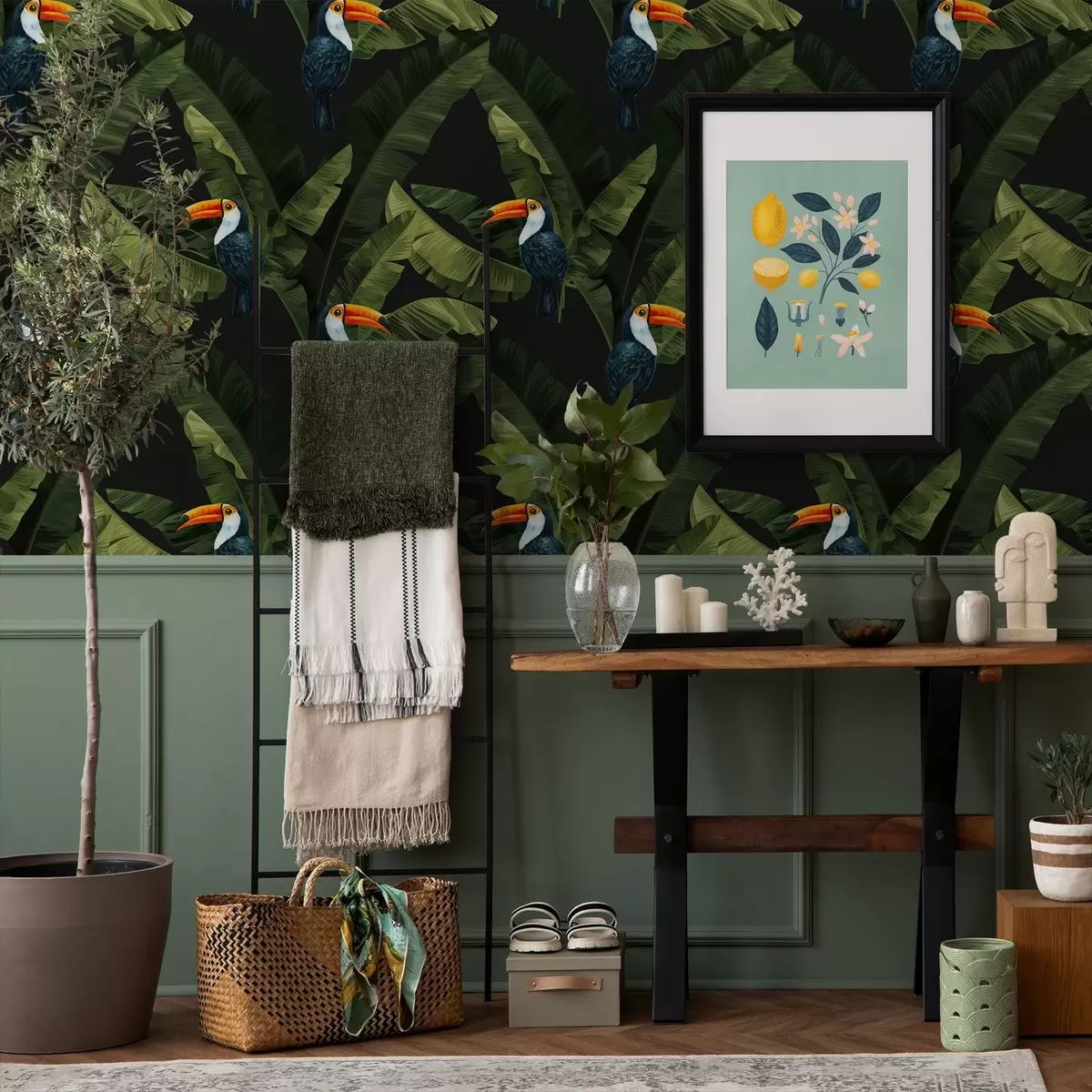 Wallpaper Toucan in Tropical Leaves a00415