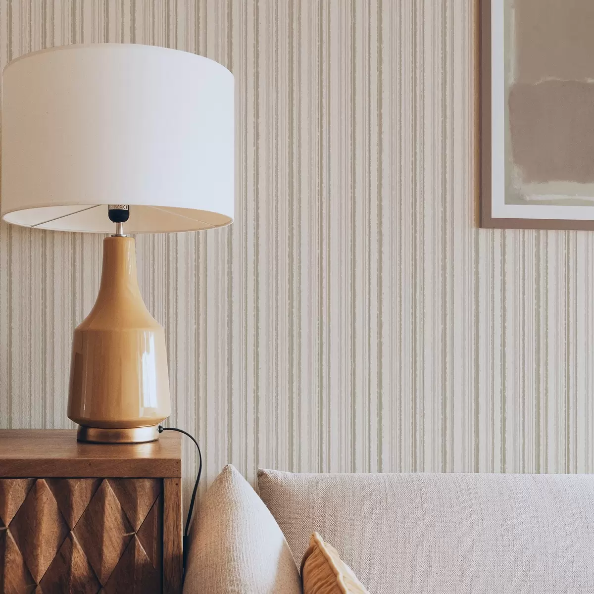 Wallpaper Thin stripes in light beige tones a00549