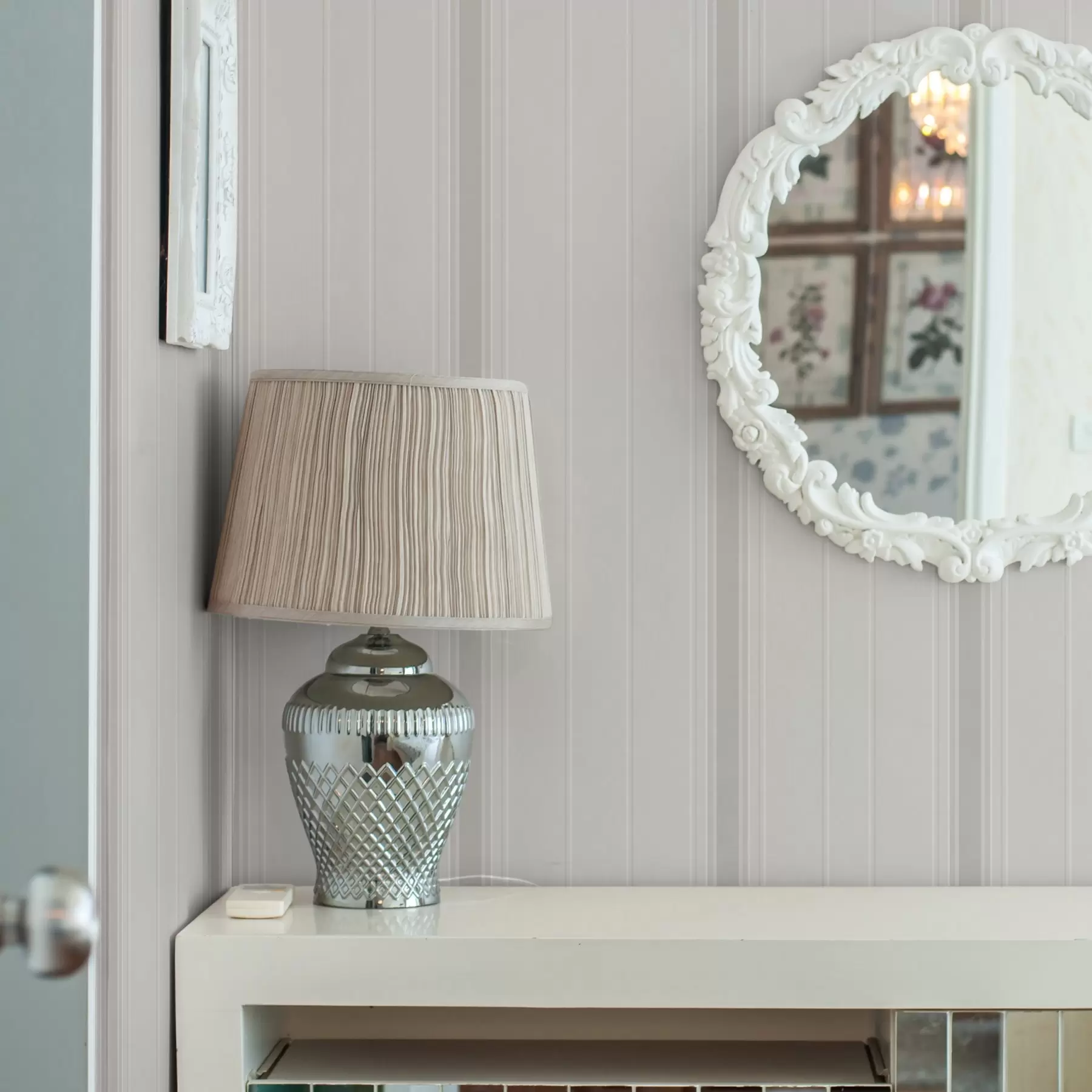 wall murals Beige background with thin and medium gray-white stripes a00559