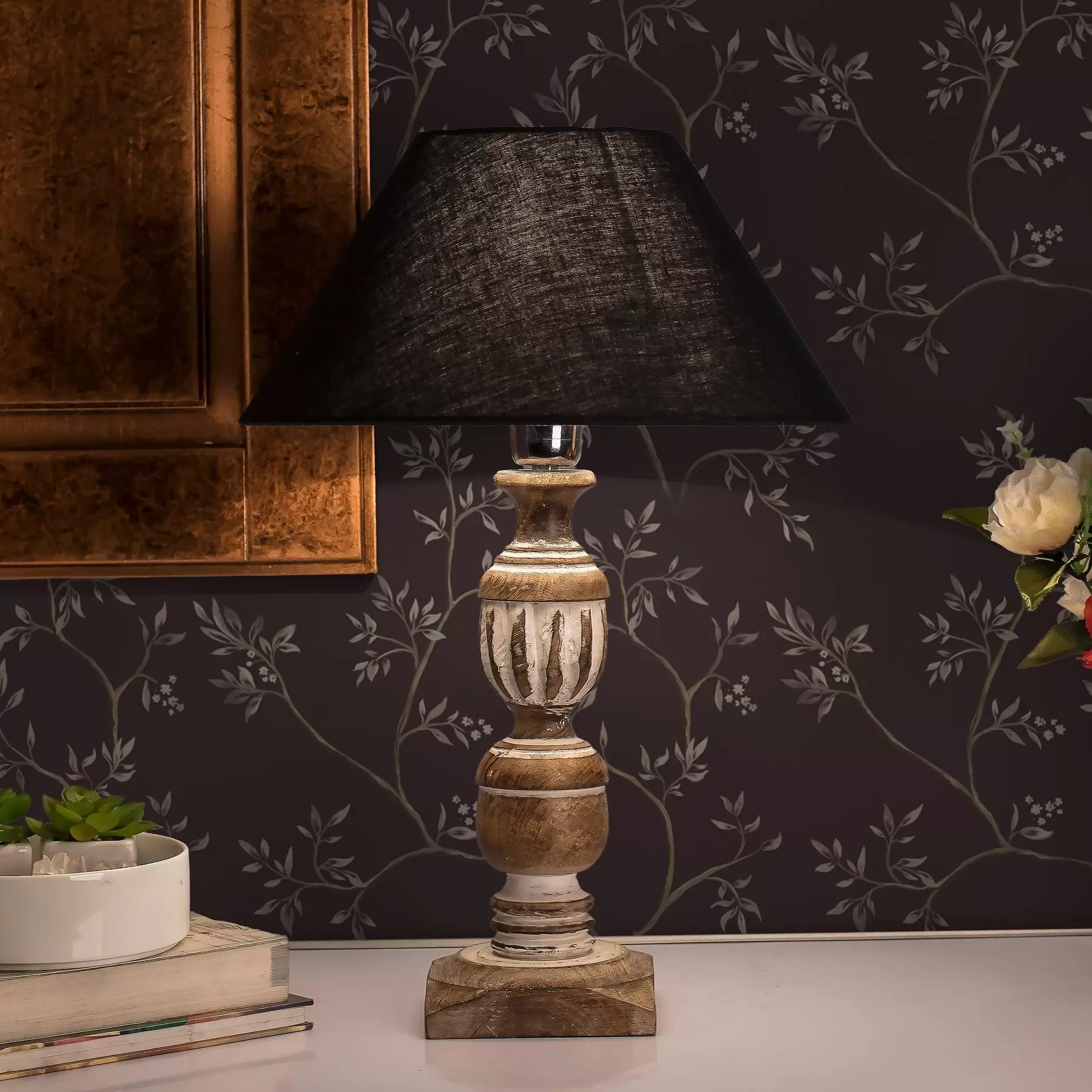 wall murals Delicate leafy branches on a rich plum background a00597v2