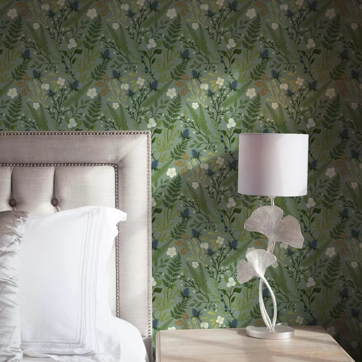 Wallpaper Woodland herbs, chicory and berries on a mint background a00621v1