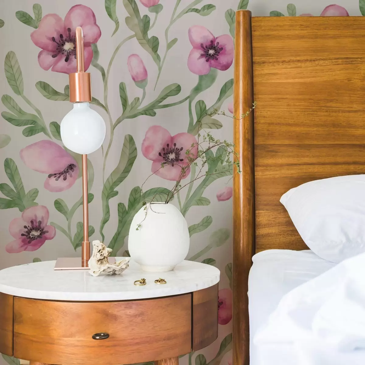 Wallpaper Delicate pink poppies with leaves in watercolor technique a00830