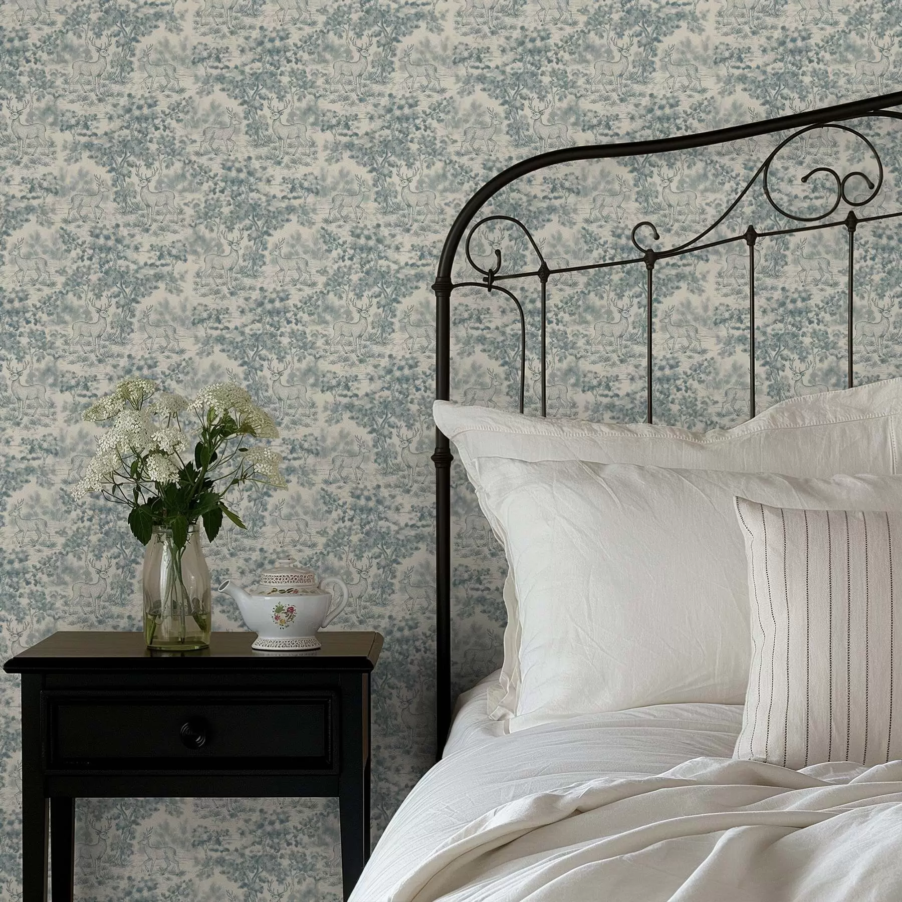 wall murals Monochrome deer scene in the forest a00748