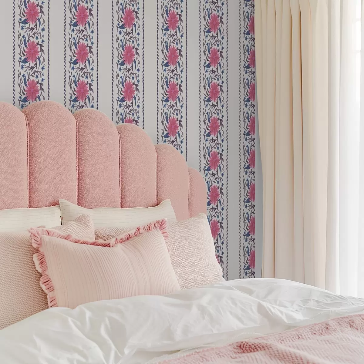 Wallpaper Vertical floral stripes in pink-purple tones a00810