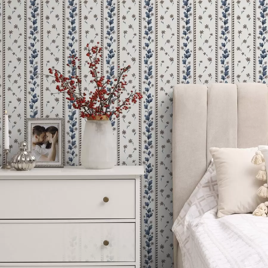 wall murals Vertical floral stripes in blue-brown hues a00811v2