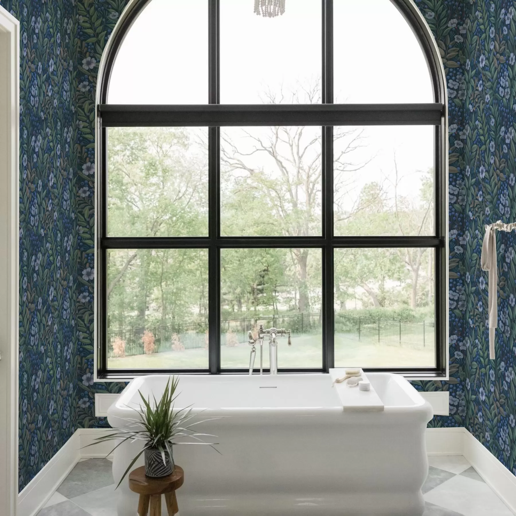 wall murals Midnight-blue berries and white flowers in dense foliage a00994