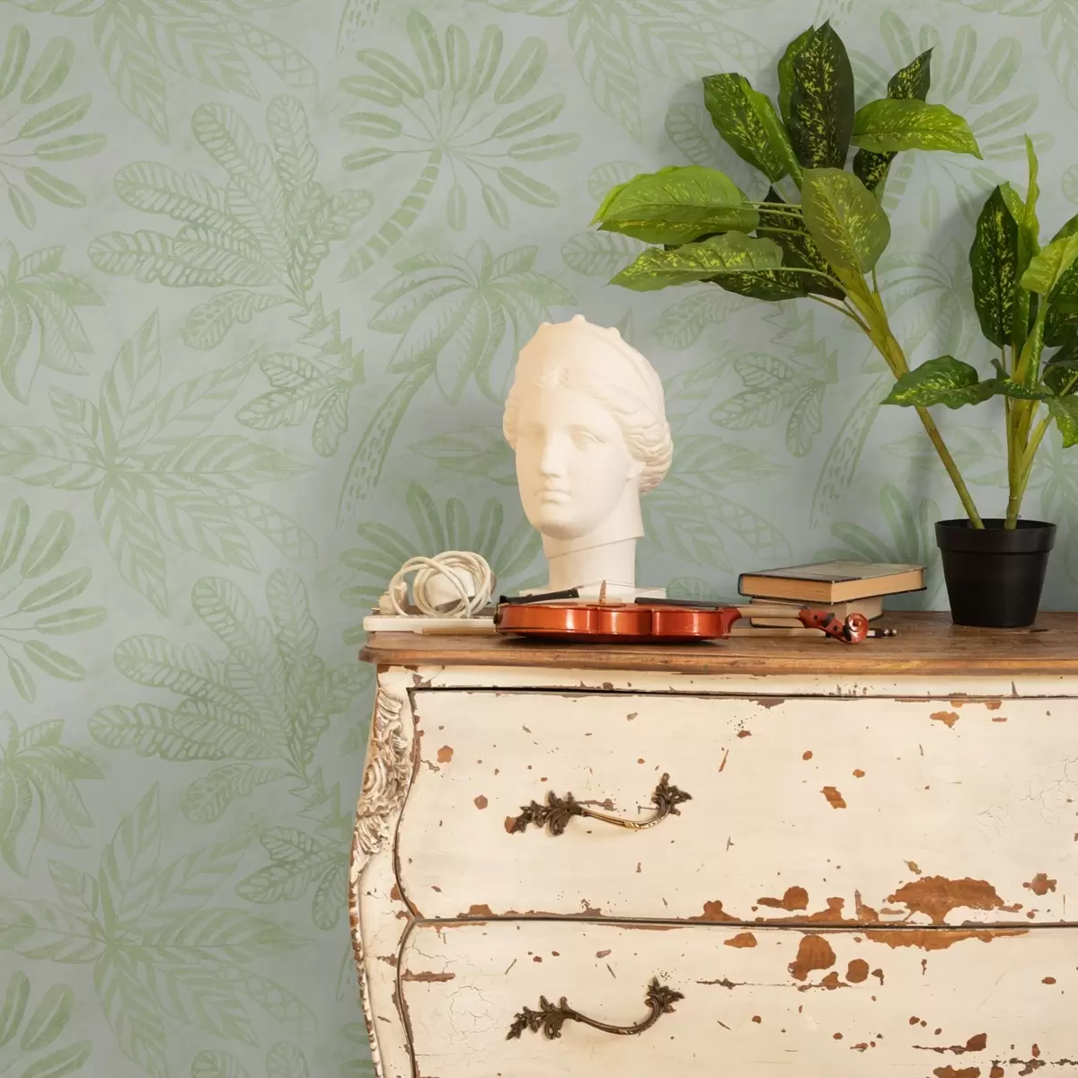 Wallpaper Sketched tropical leaves in fresh light green tones a01001v1